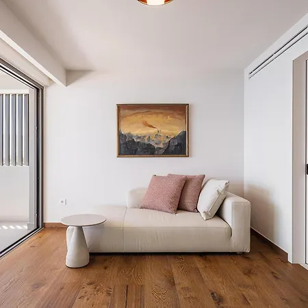 Only View - Timeless Coastal Retreat By Etouri * Hriszí Aktí Haniá