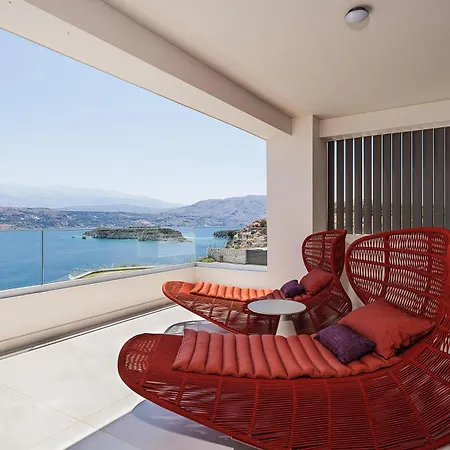 Villa Only View - Timeless Coastal Retreat By Etouri Hriszí Aktí Haniá