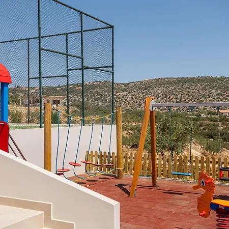 Only View - Timeless Coastal Retreat By Etouri Villa