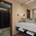 Only View - Timeless Coastal Retreat By Etouri