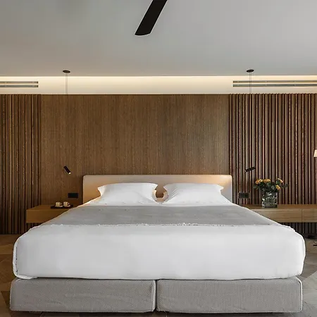 Only View - Timeless Coastal Retreat By Etouri 빌라 *