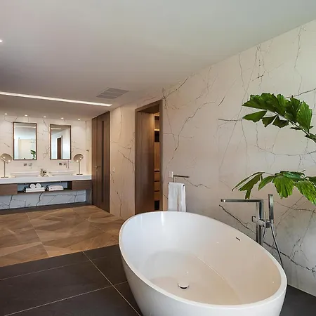 Villa Only View - Timeless Coastal Retreat By Etouri