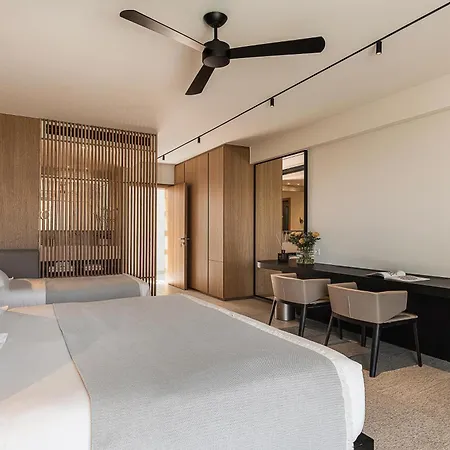 Only View - Timeless Coastal Retreat By Etouri 빌라