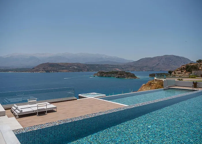 Villa Only View - Timeless Coastal Retreat By Etouri *