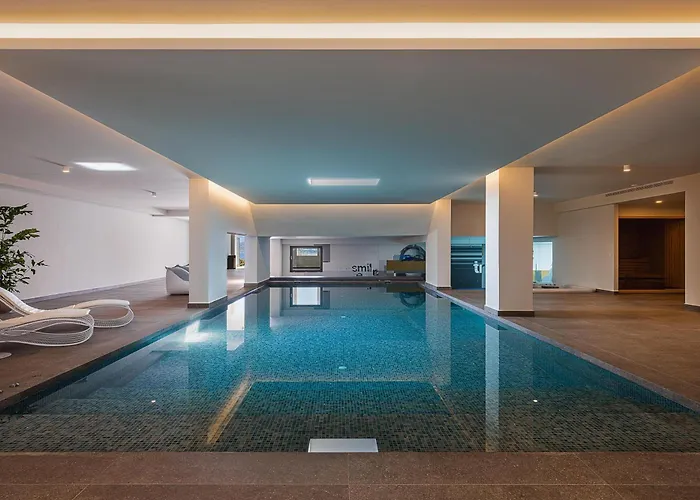 Only View - Timeless Coastal Retreat By Etouri La Canea