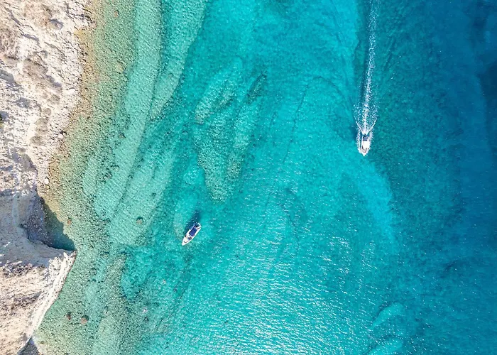 Only View - Timeless Coastal Retreat By Etouri