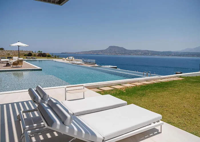 Villa Only View - Timeless Coastal Retreat By Etouri