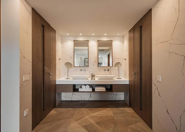 Villa Only View - Timeless Coastal Retreat By Etouri