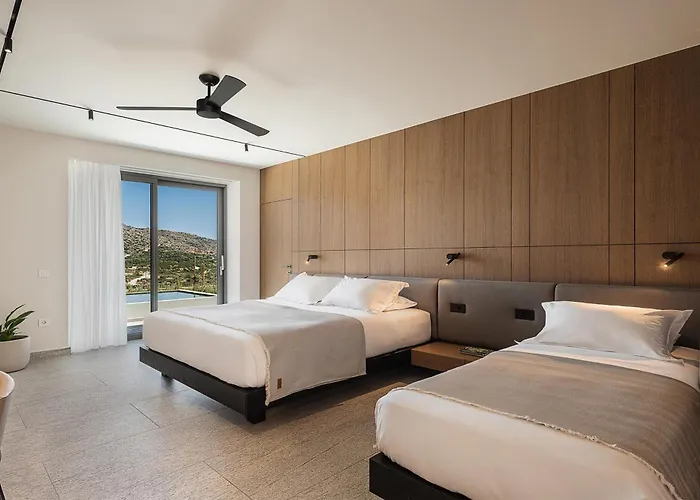 Only View - Timeless Coastal Retreat By Etouri La Canea