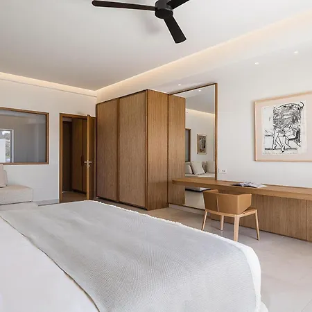 Villa Only View - Timeless Coastal Retreat By Etouri