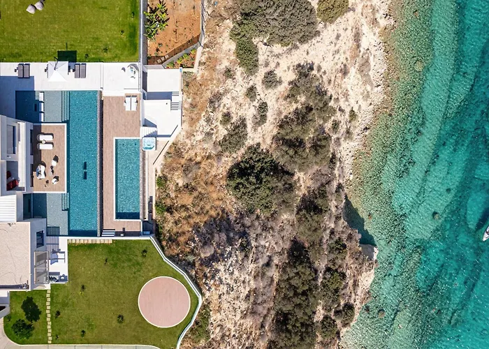 Only View - Timeless Coastal Retreat By Etouri *