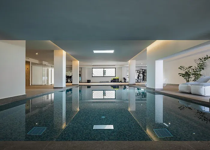 Only View - Timeless Coastal Retreat By Etouri 빌라 *